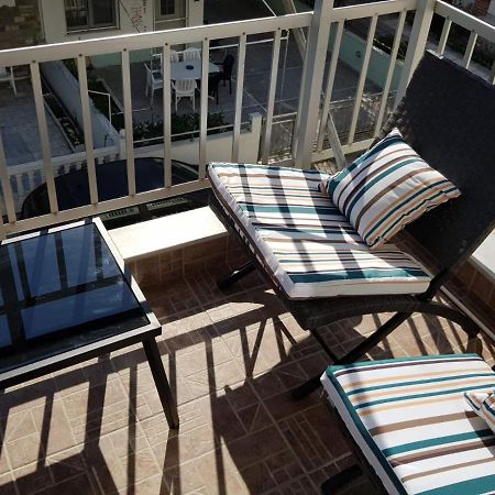 Perea 5 Star Apartman Peraía Kültér fotó